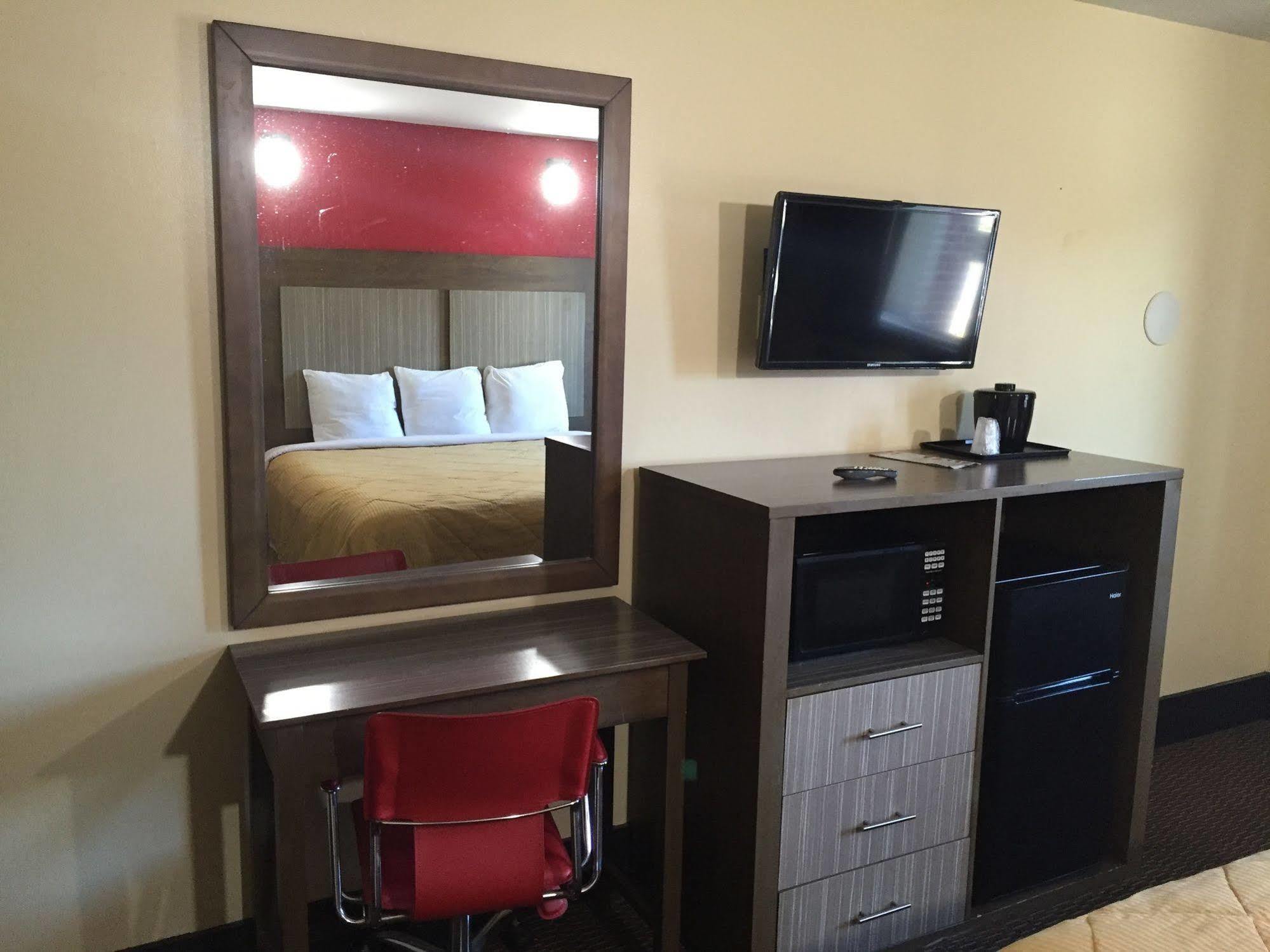 Brick Motor Inn Экстерьер фото