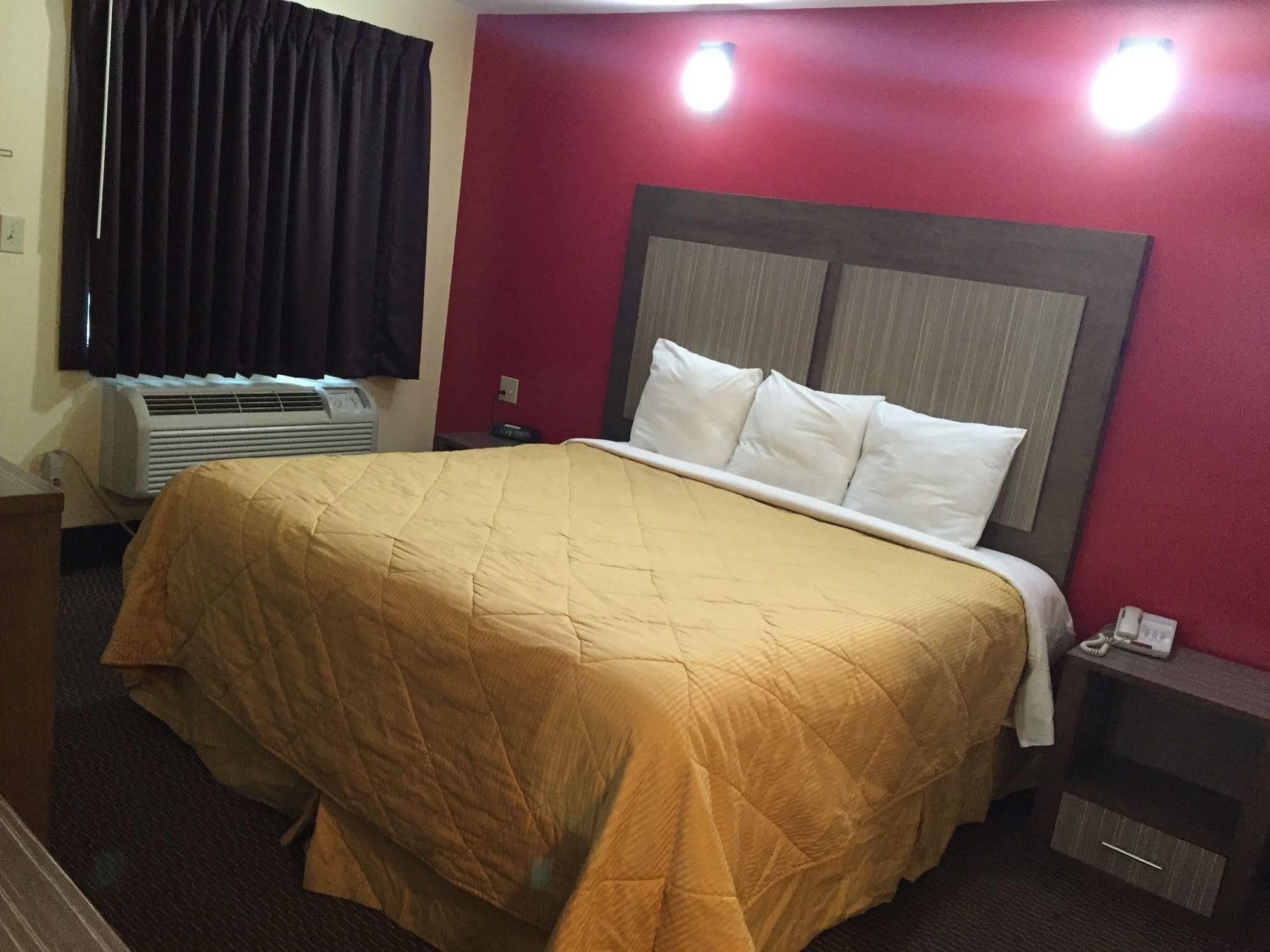 Brick Motor Inn Экстерьер фото